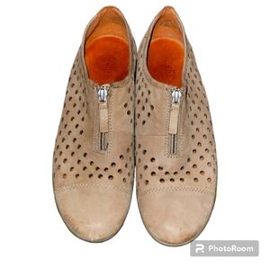 NEW Gentle Souls by Kenneth Cole Brown Leather Shoes